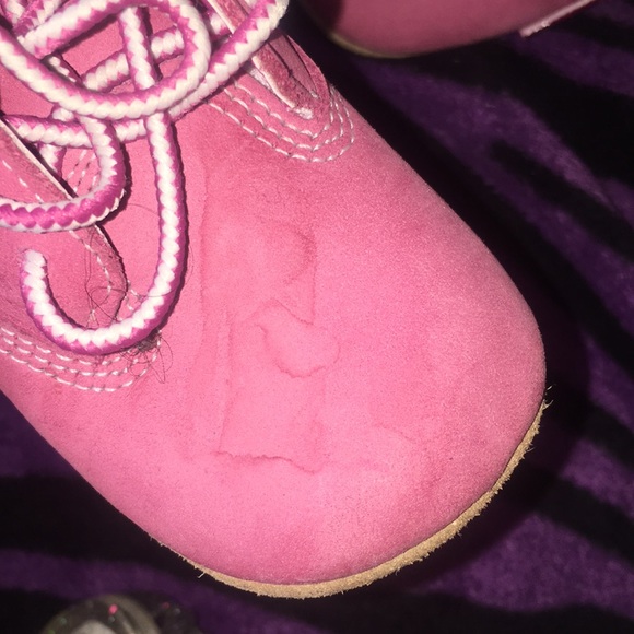 Pink timberlands - Picture 6 of 6